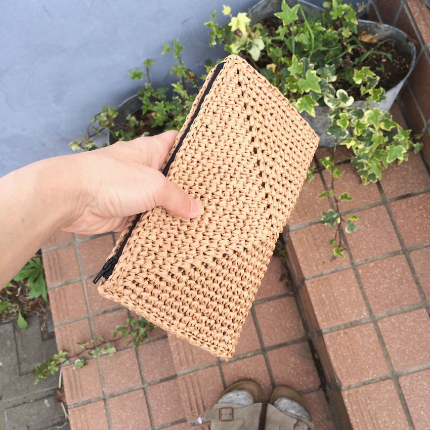 かぎ針編み ［4000いいね！記念］ 仕切り付きフラットポーチ