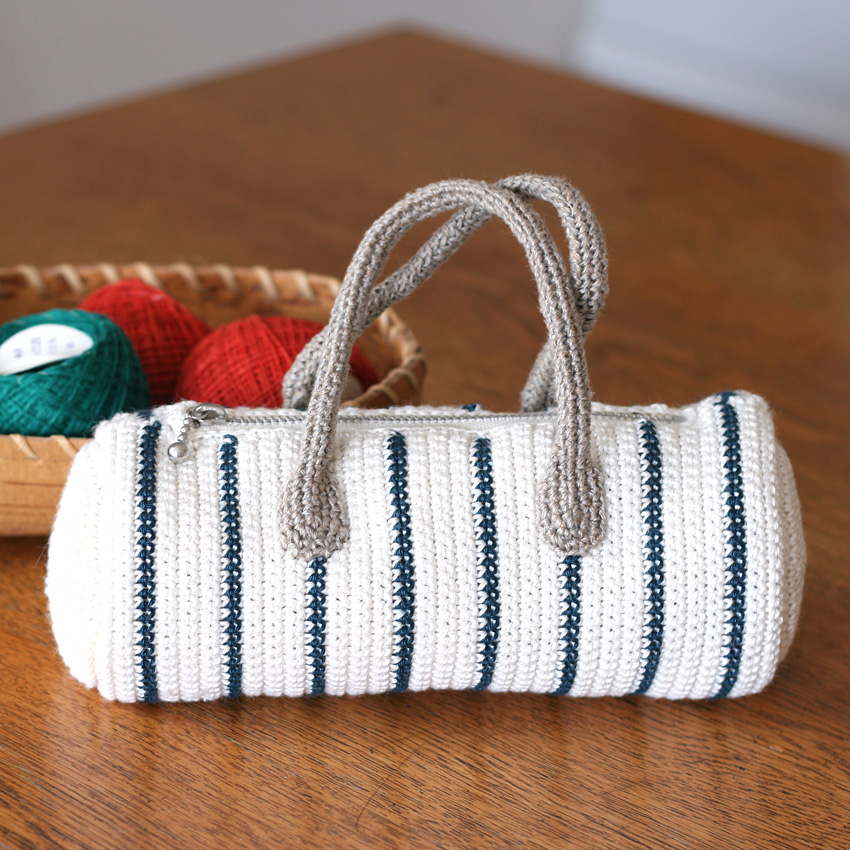 かぎ針編み マリンなボストン型ポーチ