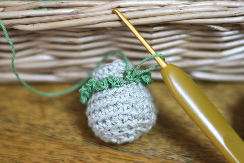 かぎ針編み ブロッコリー ふさふさ編みつけ