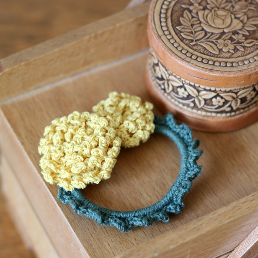 かぎ針編み たんぽぽのヘアゴム