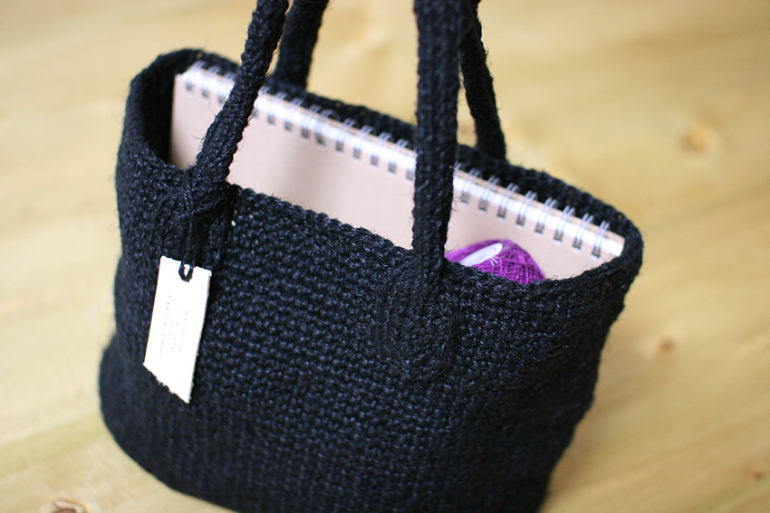 かぎ針編み バッグ 持ち手にもこだわって