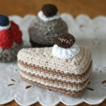 かぎ針編み クロッシェ・パティシエのミルクレープ