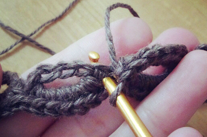 かぎ針編み カーテンタッセルの編み方の続き