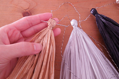 ⑯もう一度同じところに針を入れます