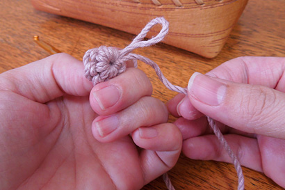 かぎ針編み わ編み [20] 糸を引き締めます