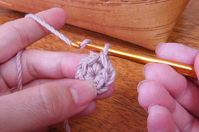 かぎ針編み わ編み [23]2段目に進みます