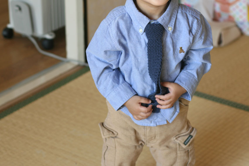 かぎ針編み 子どもニットタイ