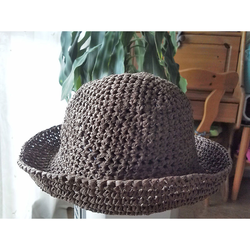 chamekoguさんの「こじんまりラフィア風ハット」