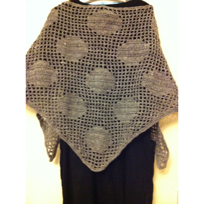 Setsuko*さんの「水玉三角ストール」