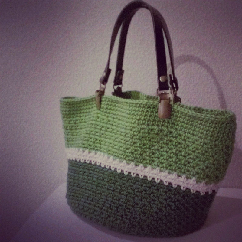 almond-latteさんの「シンプル丸底バッグ」