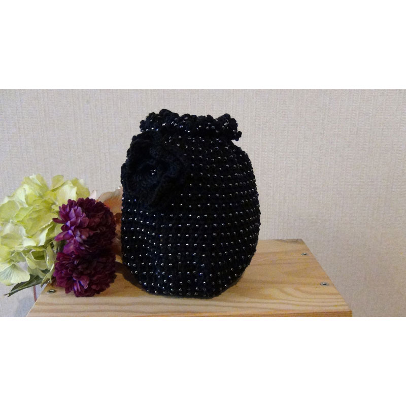 minakoさんの「ビーズ編みきんちゃく」