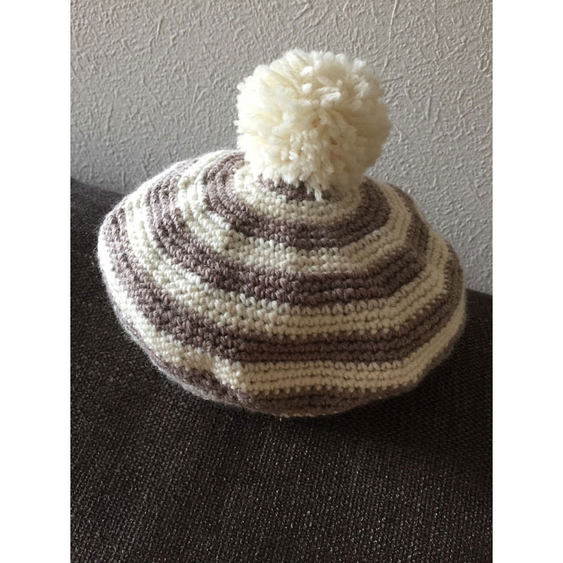 こうたろうママさんの「ボンボンつき子どもベレー帽」