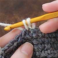 こま編み[5] 引き出したところです。