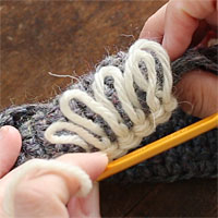 リング編み[8] 5目編むとこのようになります。