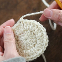 ループにくぐらせて引き締める[8] 編み終わりの処理ができました。