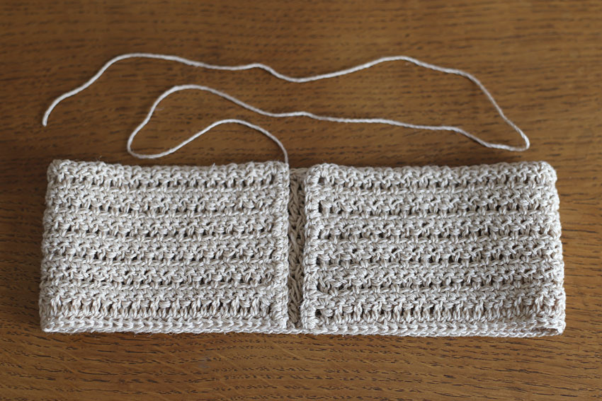 かぎ針編み クロスヘアバンド ②中表に折る