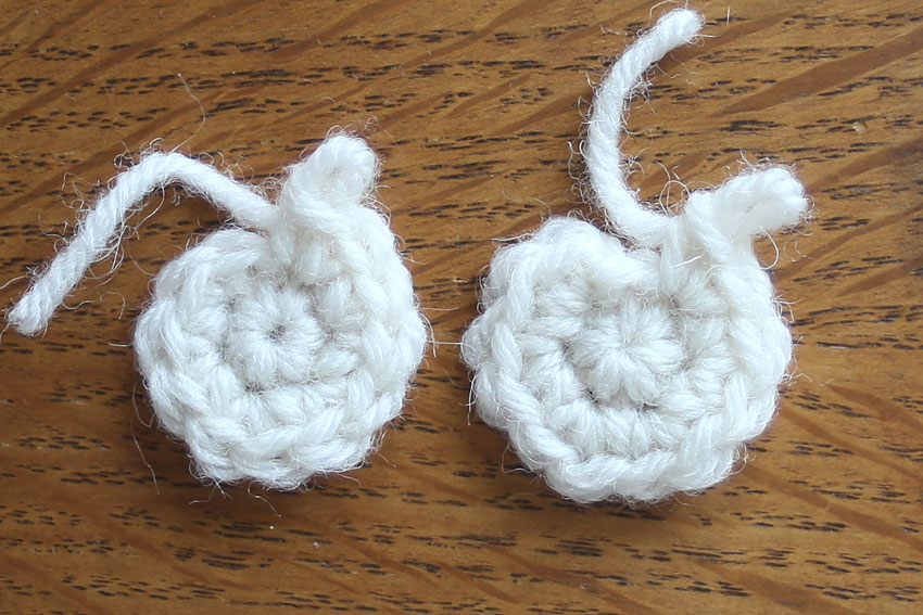 こま編みの立ち上がりを編む・編まない