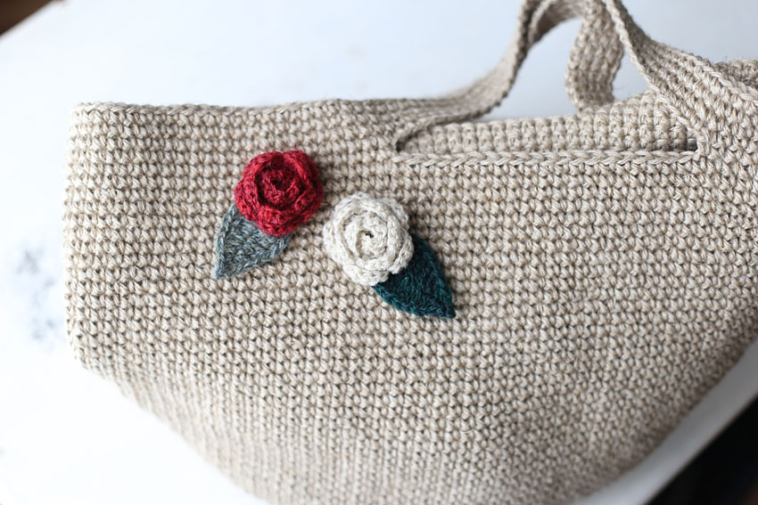 かぎ針編み お花ブローチ バッグのアクセントに