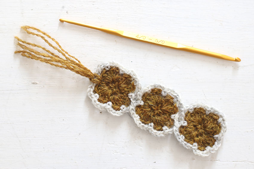 糸端を引き出したところ