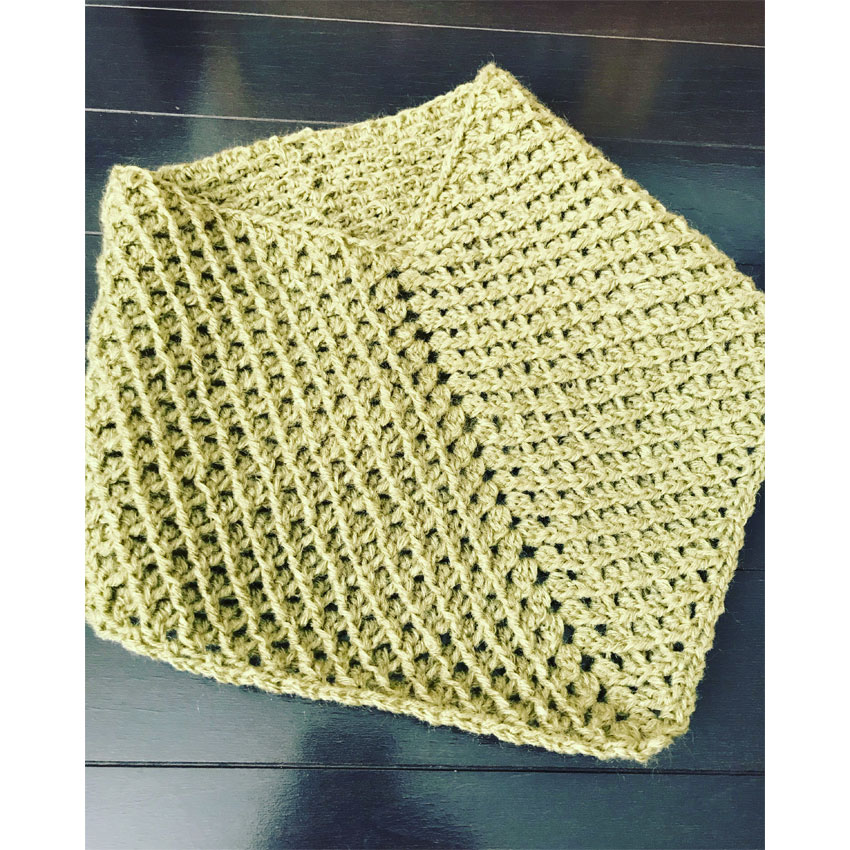 レオンレモンさんの「アシンメトリーカウル」かぎ針編み 作品