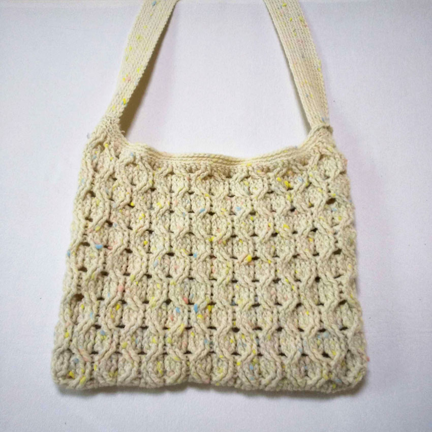 mkさんの「ハニカム模様のショルダーバッグ」かぎ針編み作品