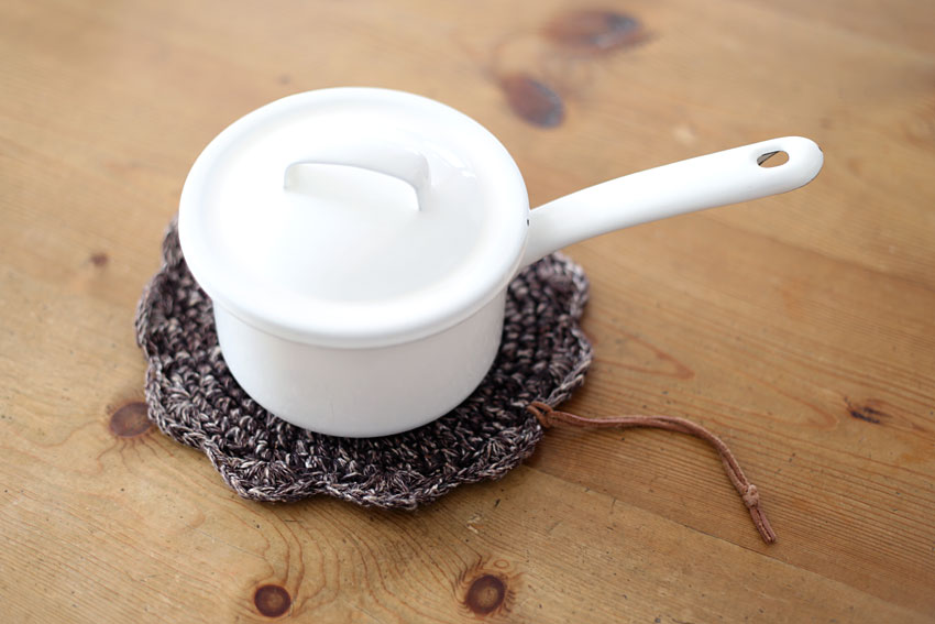 かぎ針編み 簡単 ポットマット 鍋敷き 鍋つかみ