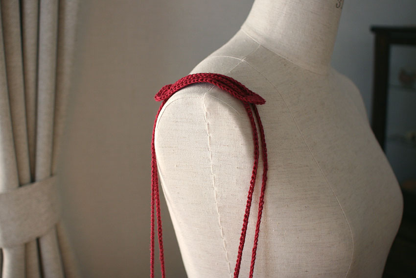 かぎ針編み 肩当てつき ショルダー ひも